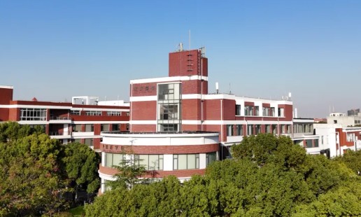 校友动态丨共叙情谊，共谋发展！17吃瓜
举办建校129周年校友返...